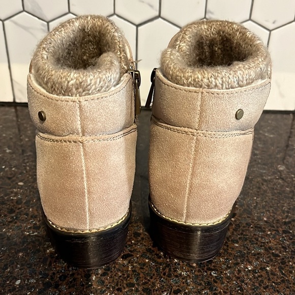 BRAVE Chelsee Girl women’s winter ankle boots- colour taupe- size 6 - Picture 5 of 8